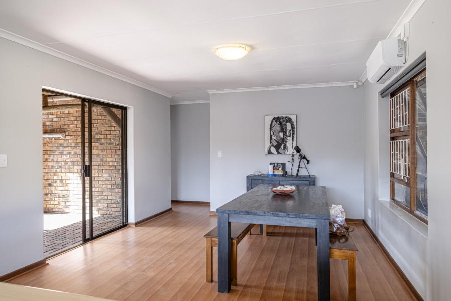 4 Bedroom Property for Sale in Summerstrand Eastern Cape